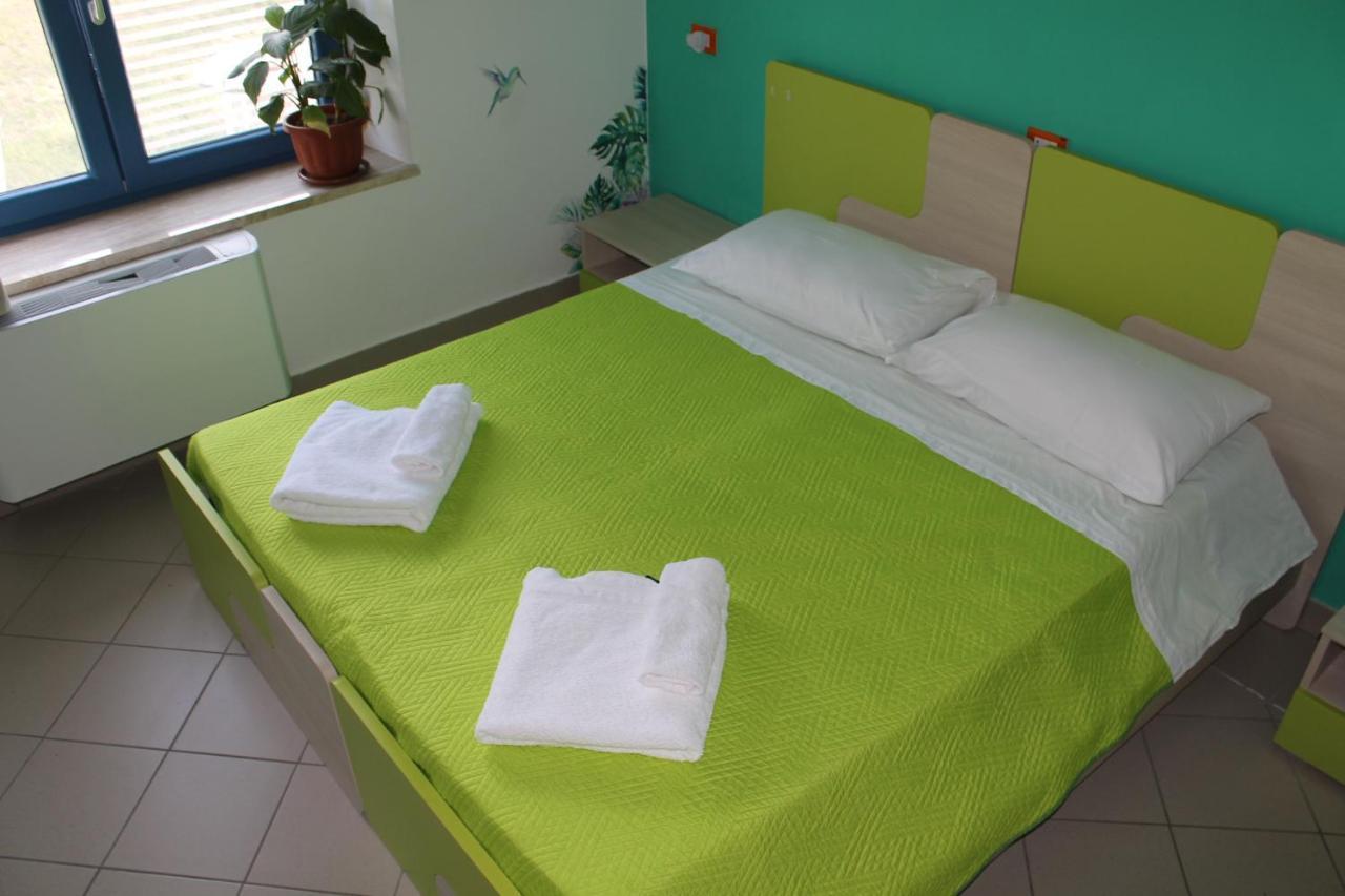 Albergue Basilicata Al Volo Brindisi Montagna Exterior foto