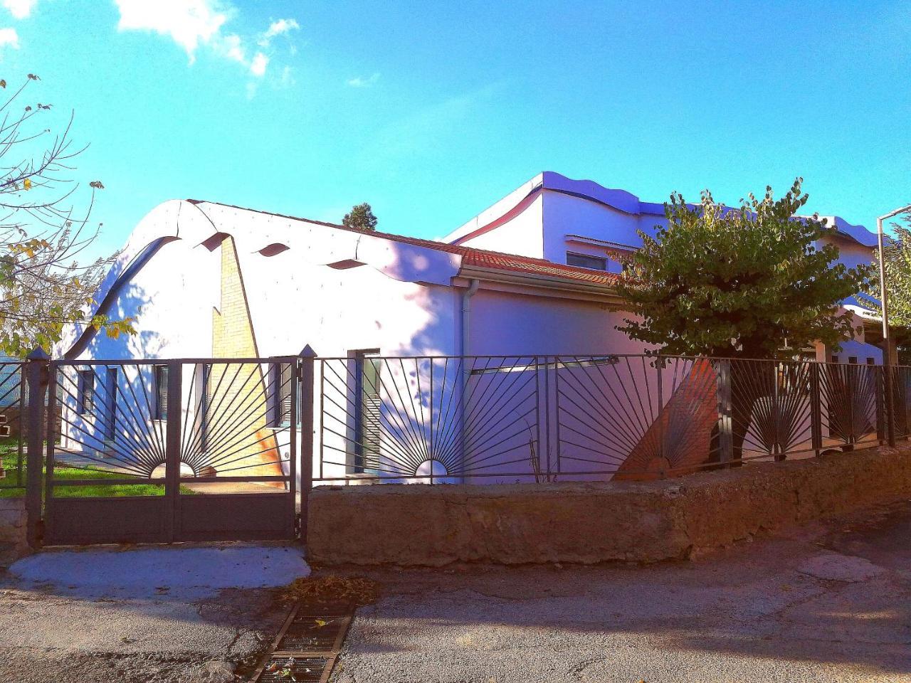 Albergue Basilicata Al Volo Brindisi Montagna Exterior foto